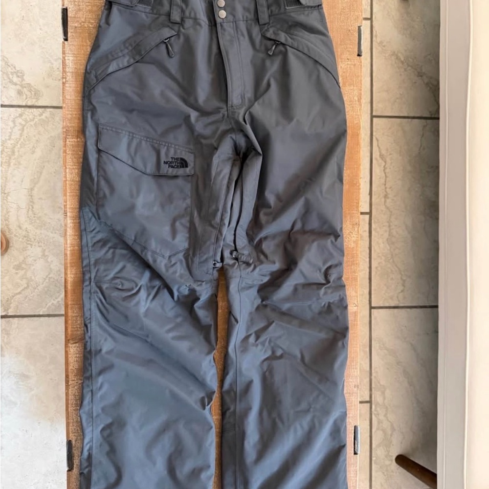 The North Face Men's Gray Hyvent Snow Pants
